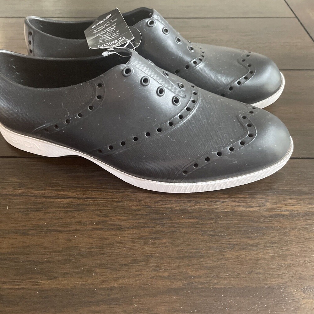 Biion Womens Size 7 Golf Shoes Black New With tags Rubber Softspike - Picture 2 of 10